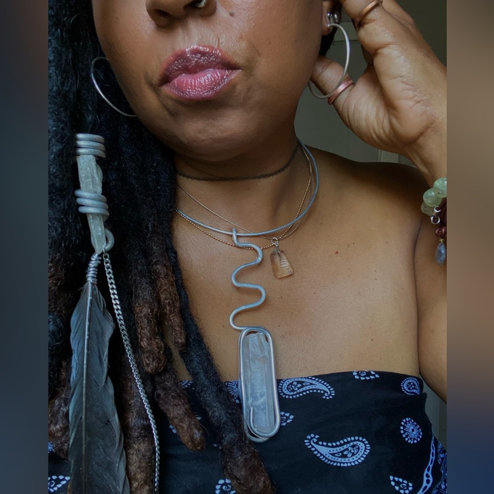 Statement Quartz Vining Choker